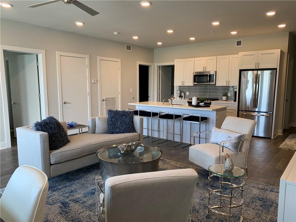 900 Bartholomew St Unit 516 The Saxony